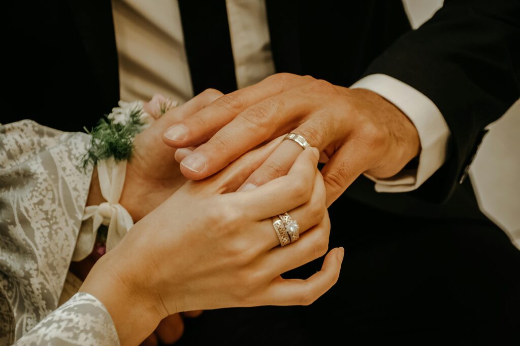 verlovingsring en trouwring set